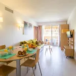 Pierre Et Amandine Hotel