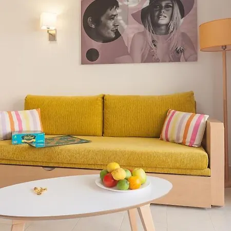 Hotel Pierre Et Résidence Amandine