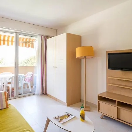 Hotel Pierre Et Résidence Amandine Saint-Tropez